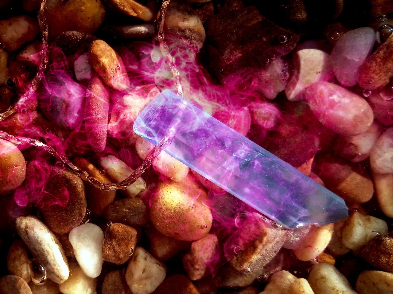 Universo Serendipity. Blog de Piedras Naturales. y Energéticas: Incompatibilidades de las Piedras. Joyería Emocional. Reiki. Litoterapia Bio-Energética